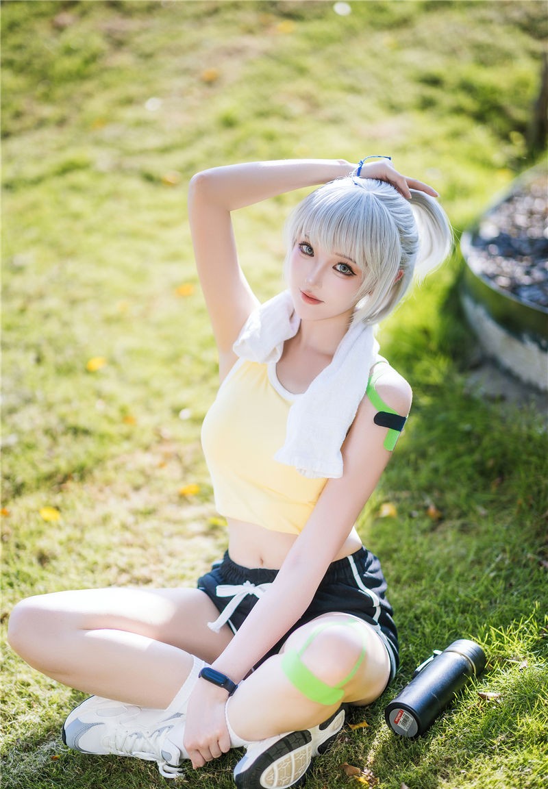 瓜希酱 白月魁运动服 [15P-50.9MB]