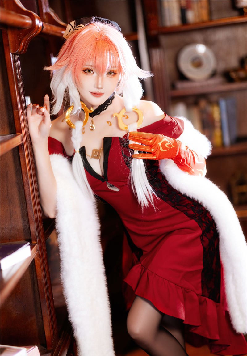 瓜希酱 长离必胜客 [18P-75.2MB]