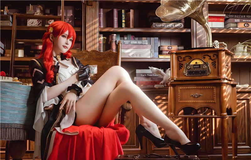 花兮_honoka 铁道 姬子 [12P-69MB]