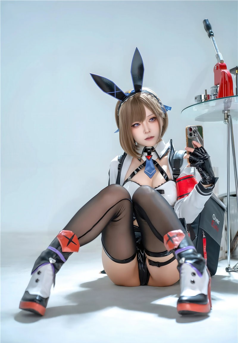 矢量鱼 外卖兔女郎 小葵 [40P-181MB]