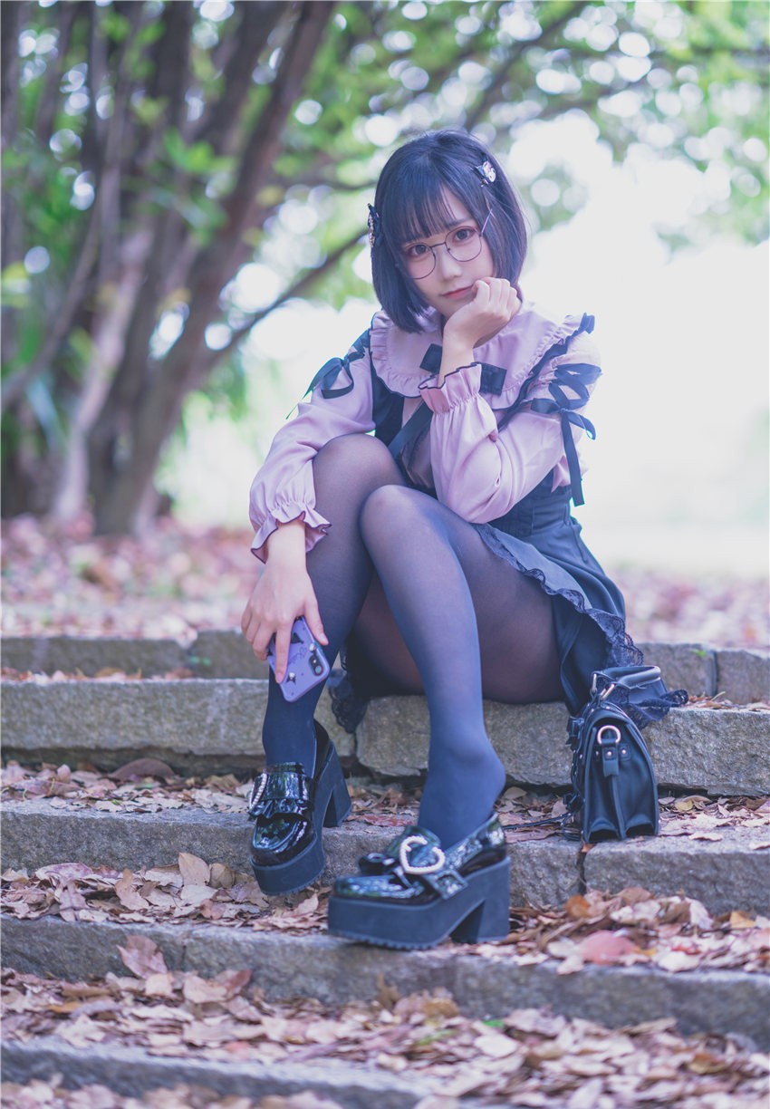 lunana 写真合集[43套][持续更新]