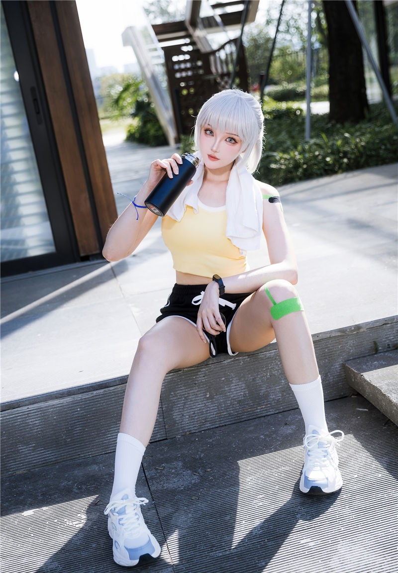 瓜希酱 白月魁运动服 [15P-50.9MB]