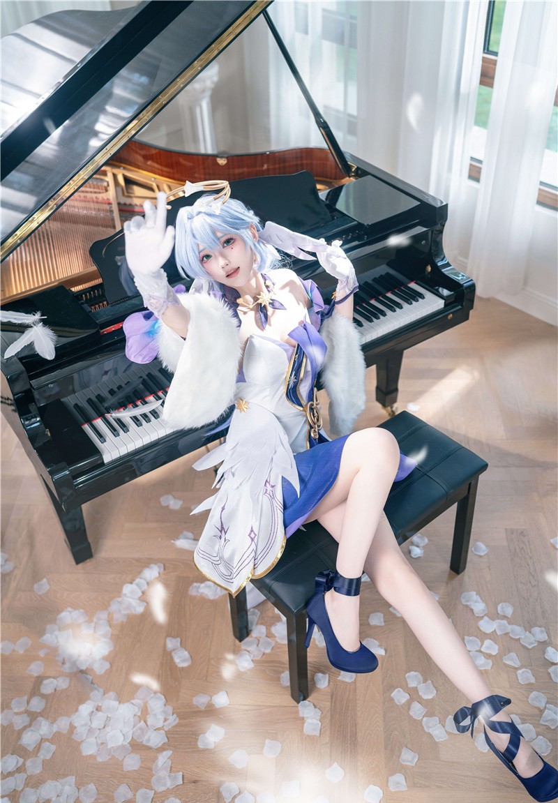 花兮_honoka 知更鸟 [10P-115MB]