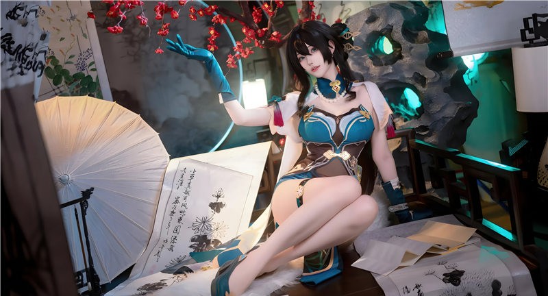 花兮_honoka 阮·梅 [12P-66MB]