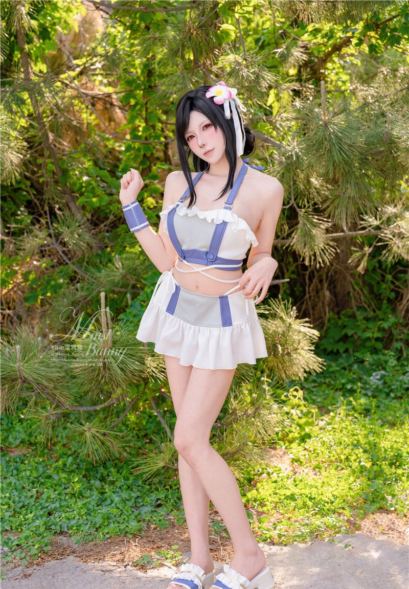 咬一口兔娘 2025年 泳装限定作 海边假日 蒂法 [80P-2.15GB]