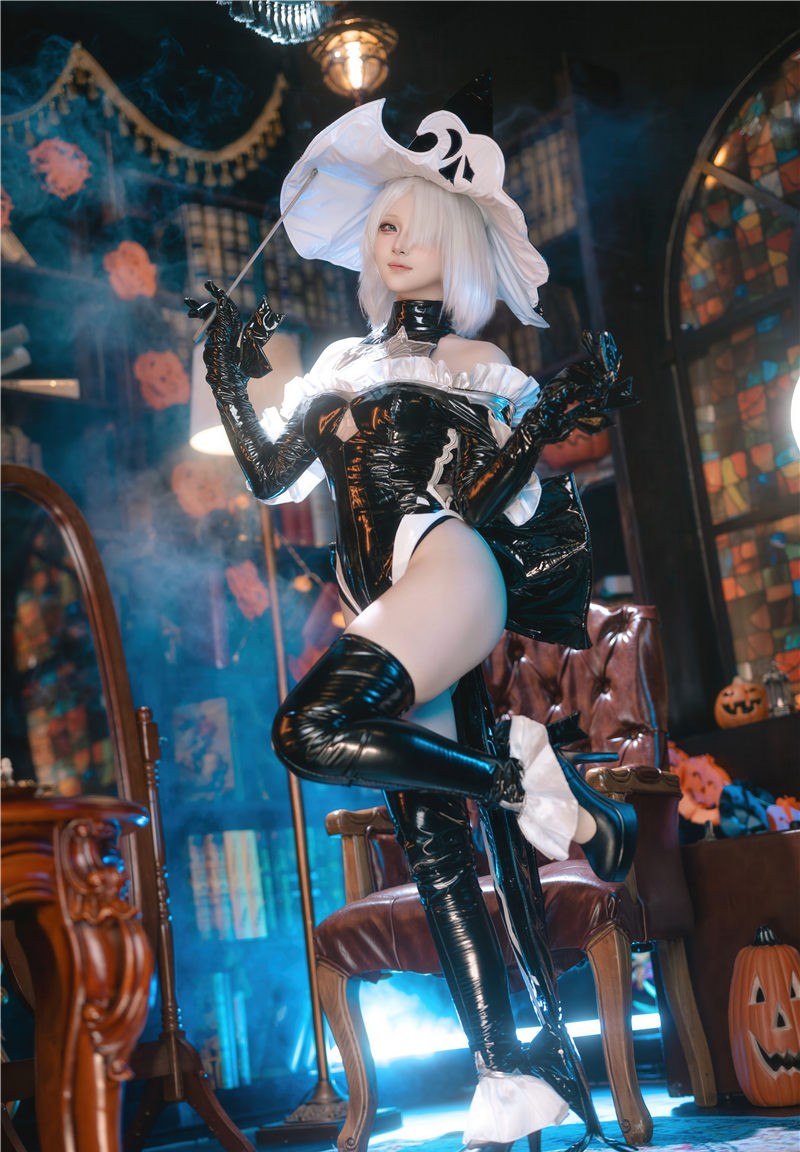 屿鱼 万圣女巫 2B同人 [70P-596M]