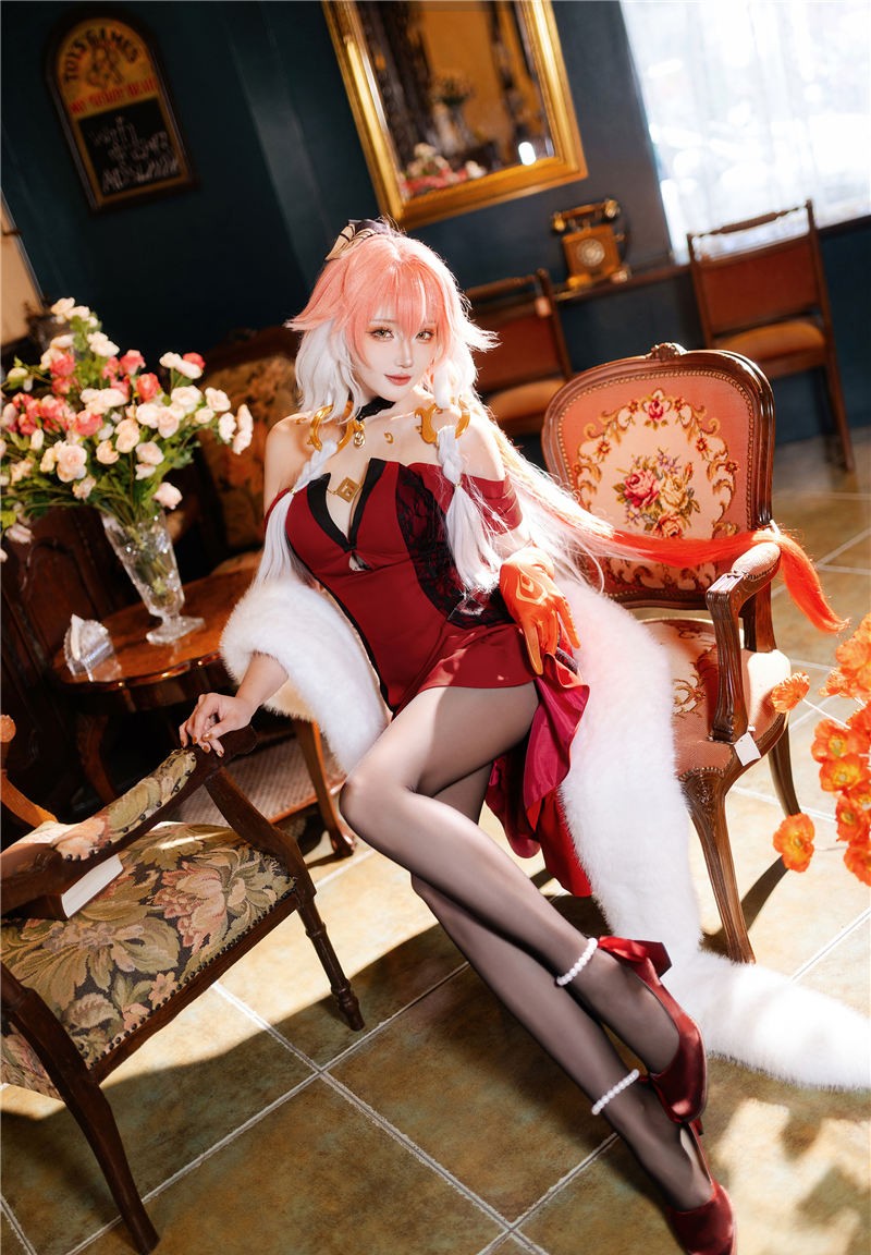 瓜希酱 长离必胜客 [18P-75.2MB]