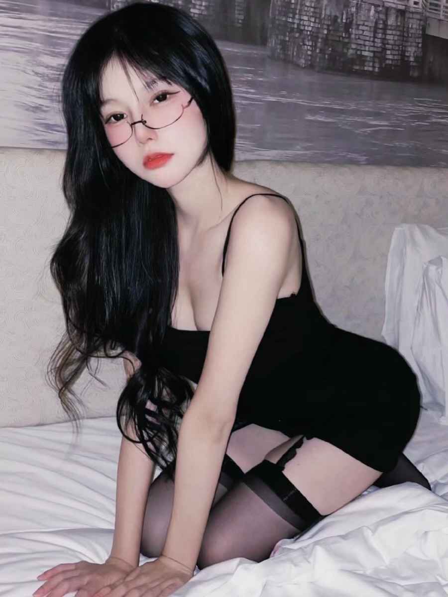 抖音陈不凡超甜微密圈合集【1469P 129V 1.1G】