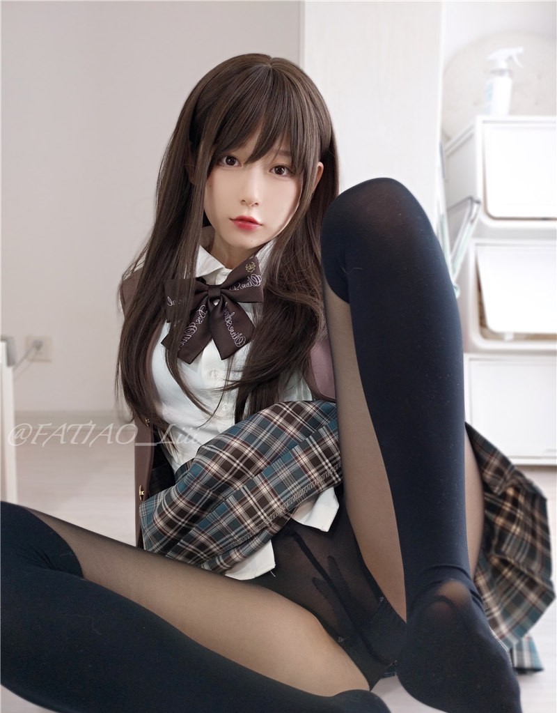 迷之呆梨 写真合集[61套][持续更新]