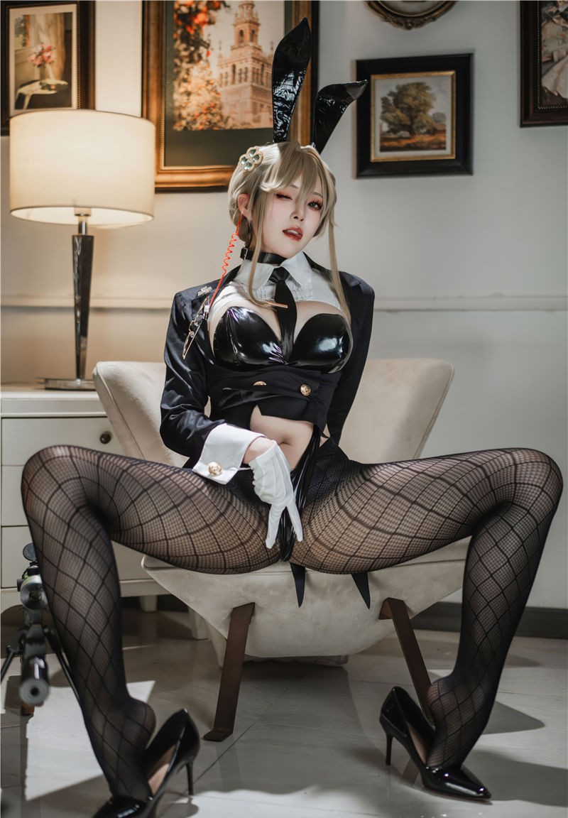 Natsuko夏夏子 NIKKE 爱德 特工兔女郎[86P4V-942M]