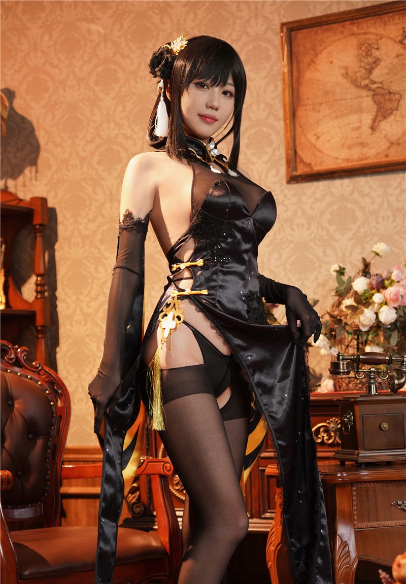 无影喵喵Ghost 镇海黑旗袍 [131P4V-3.71GB]