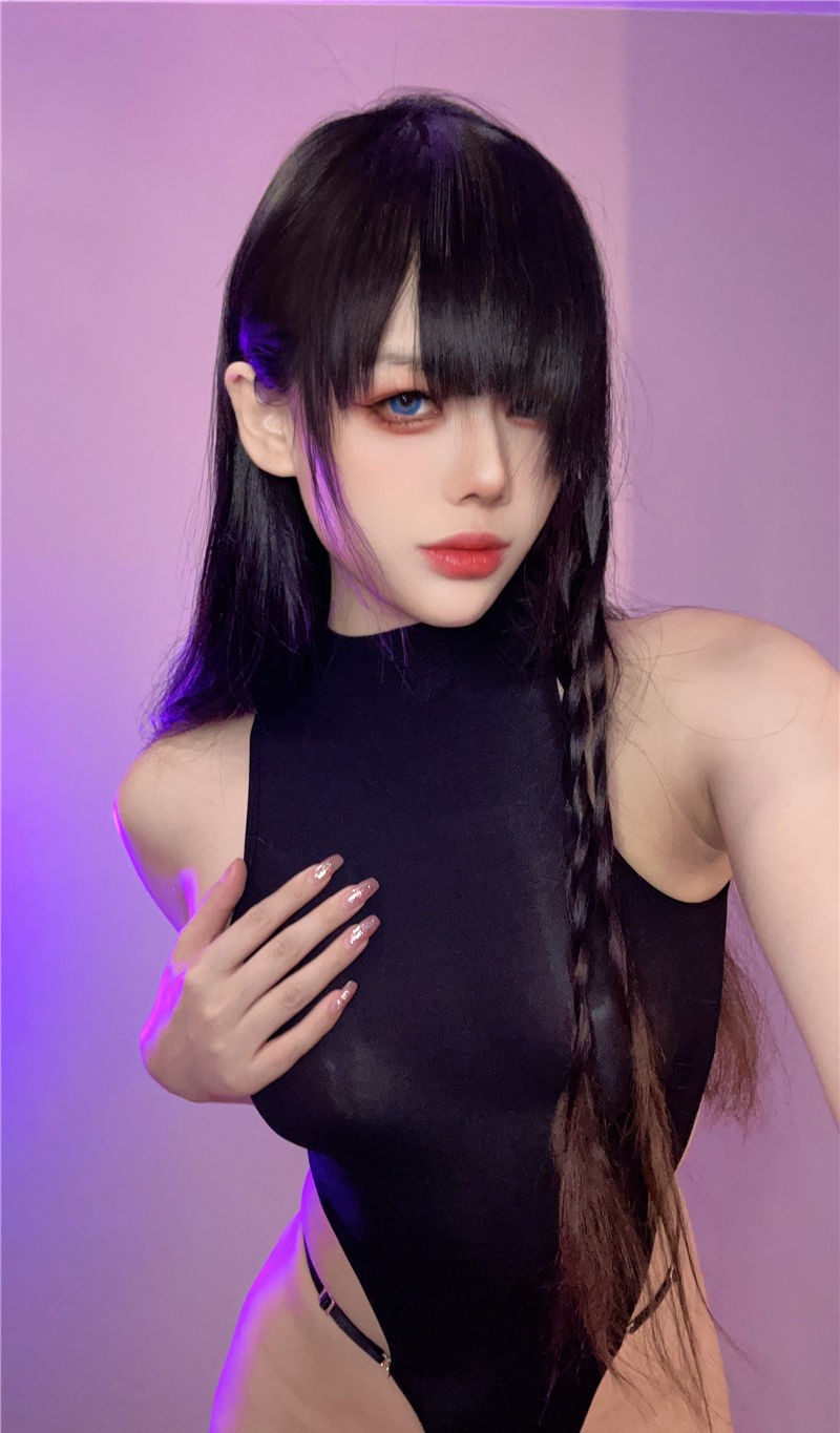 阿九从不咕咕 潶思紧身衣[21P6V-200M]