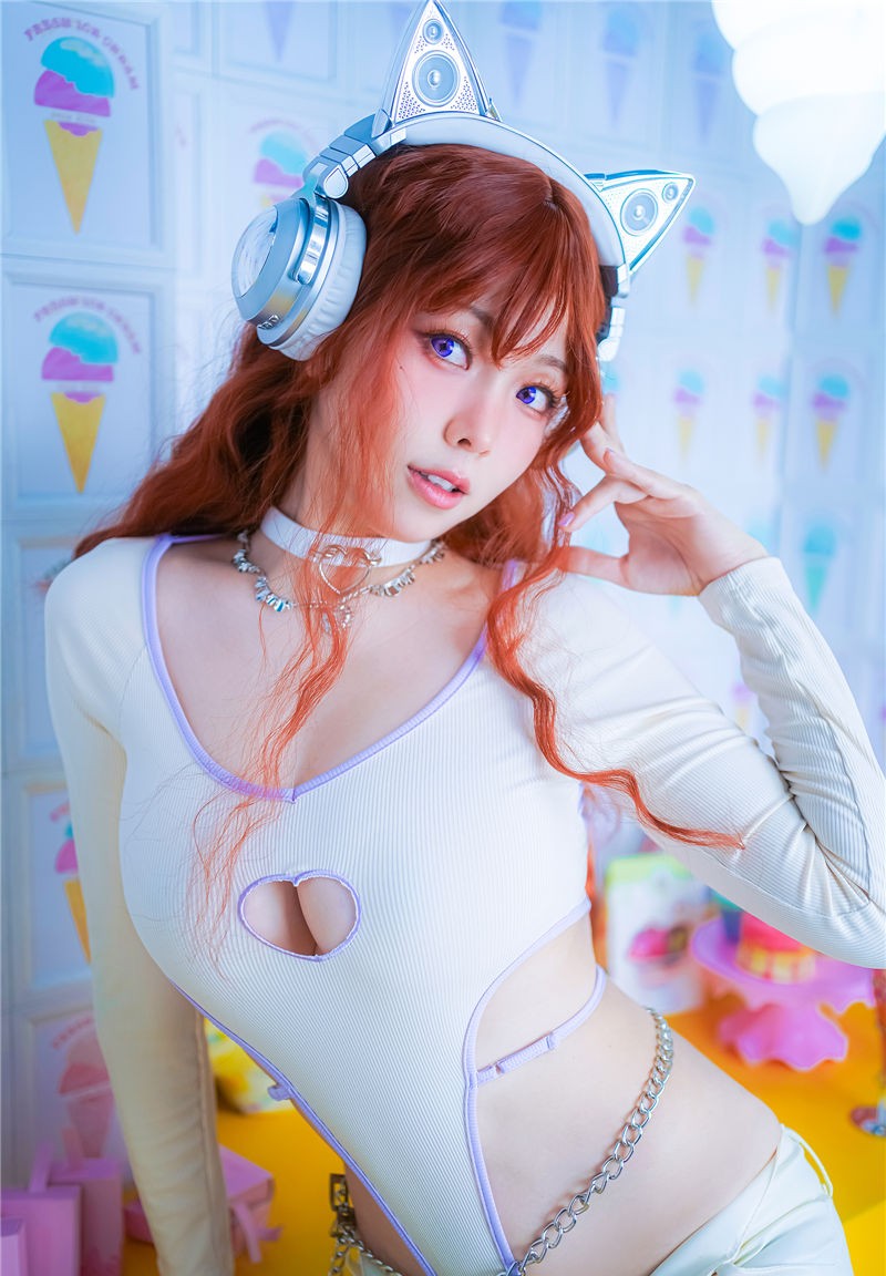 ElyEE子 2025年09月订阅 Maoin Y2K貓音[30P3V-100M]