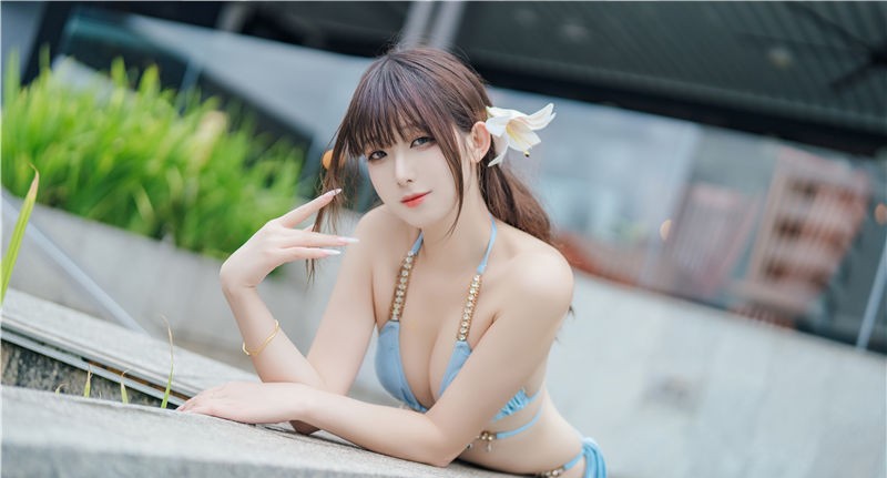 封疆疆v 泳装捏 [12P-294MB]