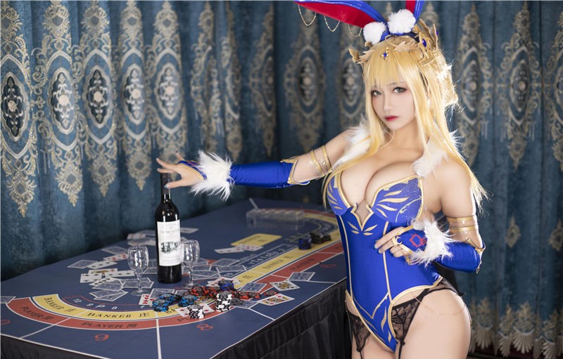 洛璃 LoLiSAMA 白枪呆兔女郎 [57P-928MB]