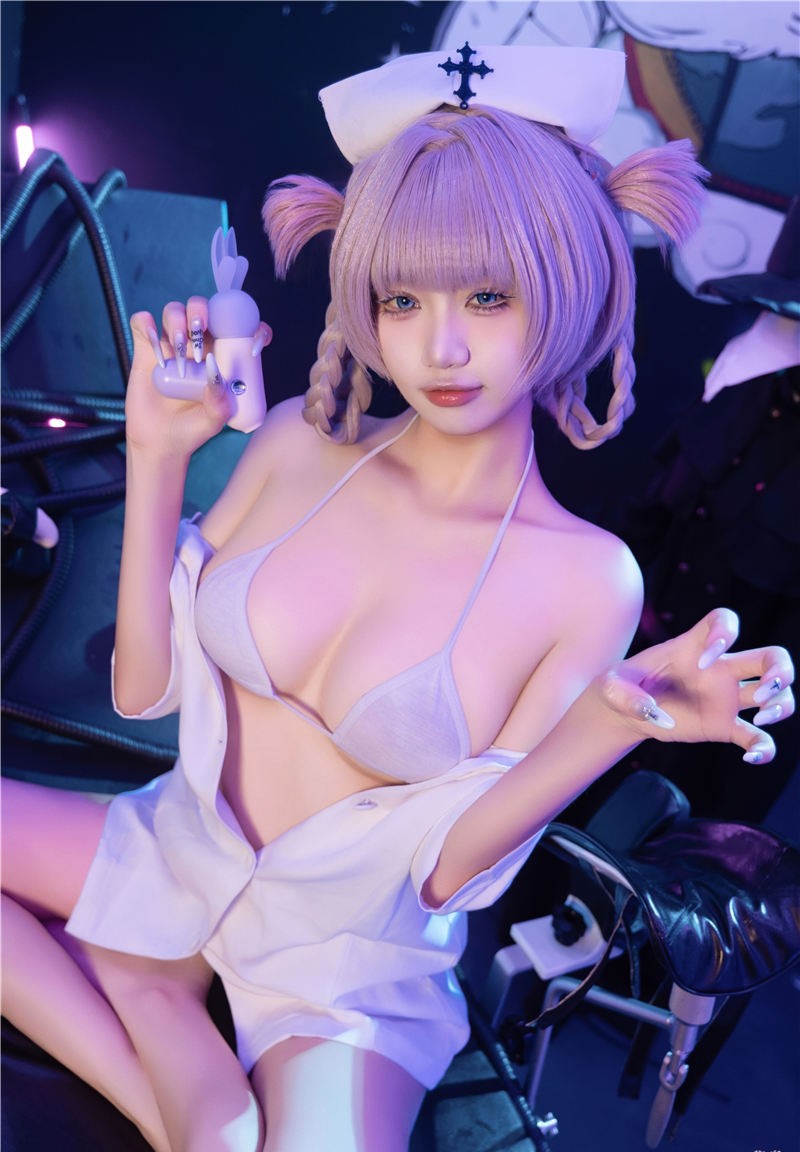 柒柒要乖哦 胡市服小荠[100P1V-961M]