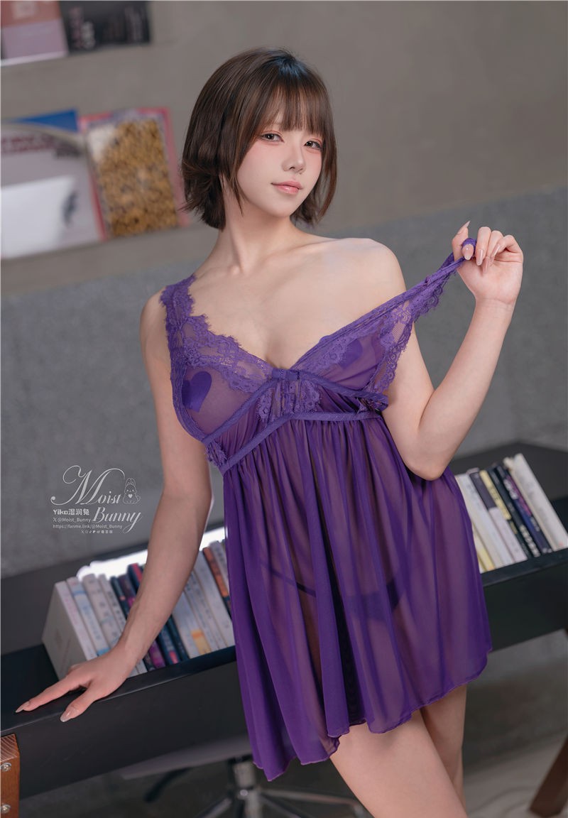 咬一口兔娘 2025年11月 月票特典 加班米术  [32P-460MB]