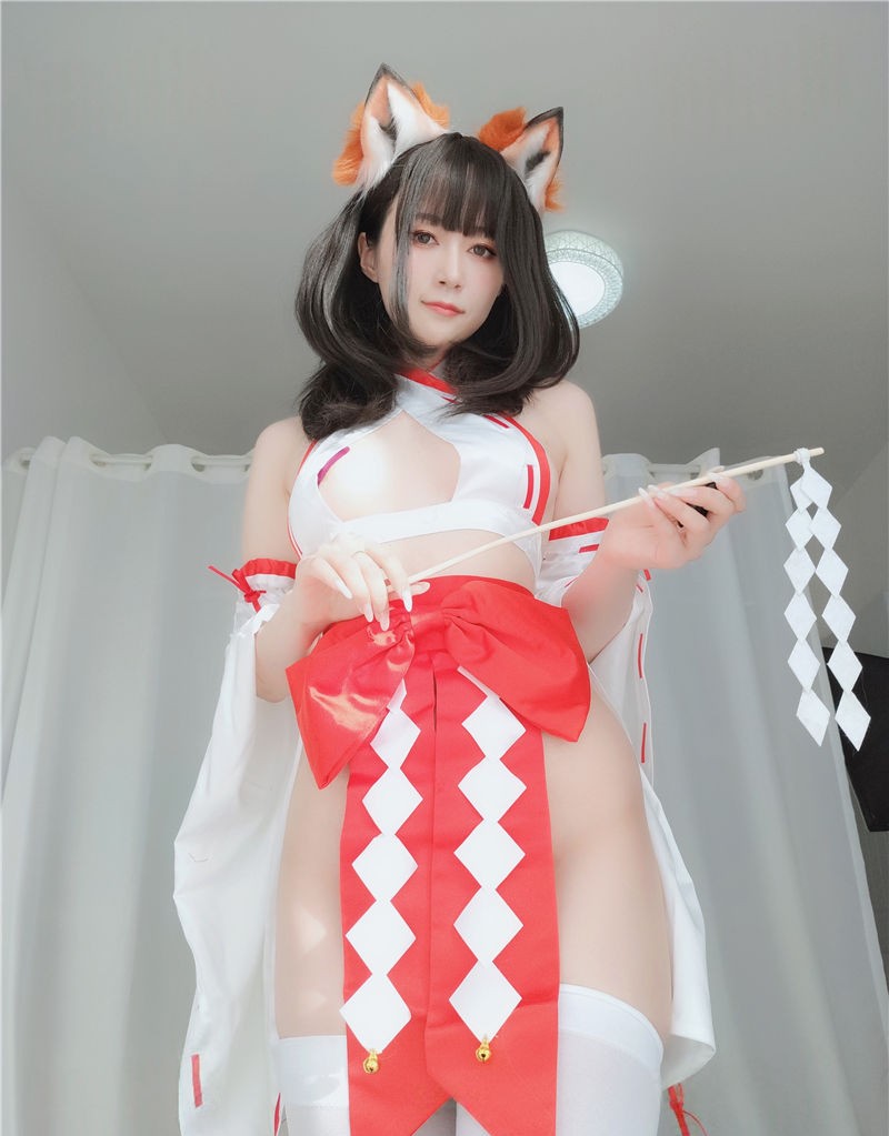 白银81 神社小狐狸[93P7V-598M]