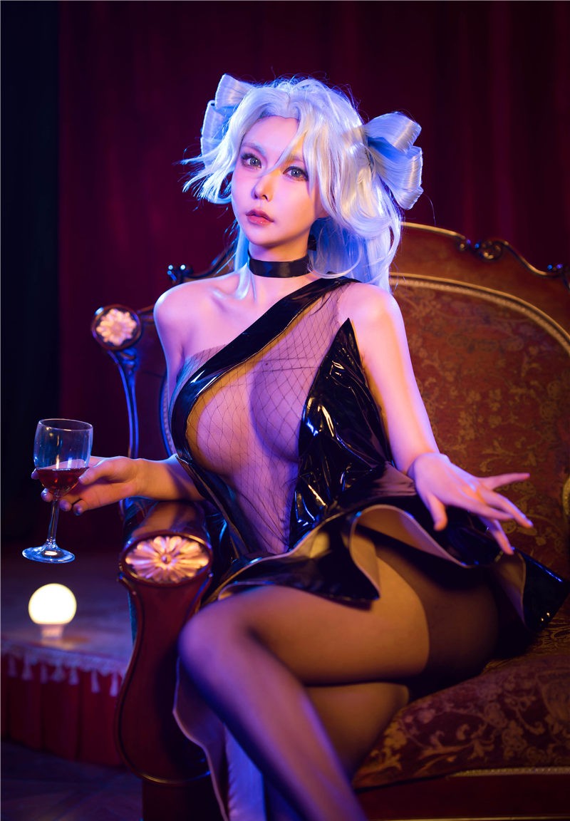 亚马逊鲶鱼 PA15 香槟怪盗[32P2V-144M]