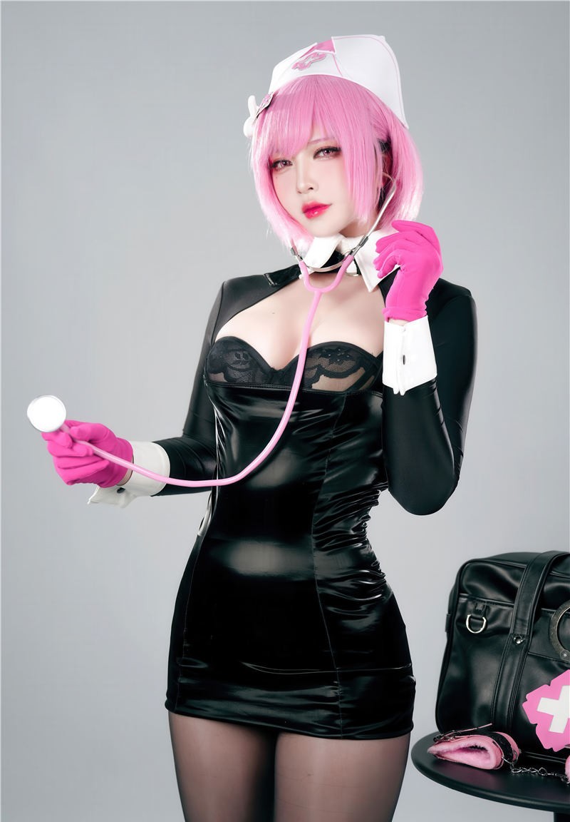 半半子 王医生 [56P-311MB]