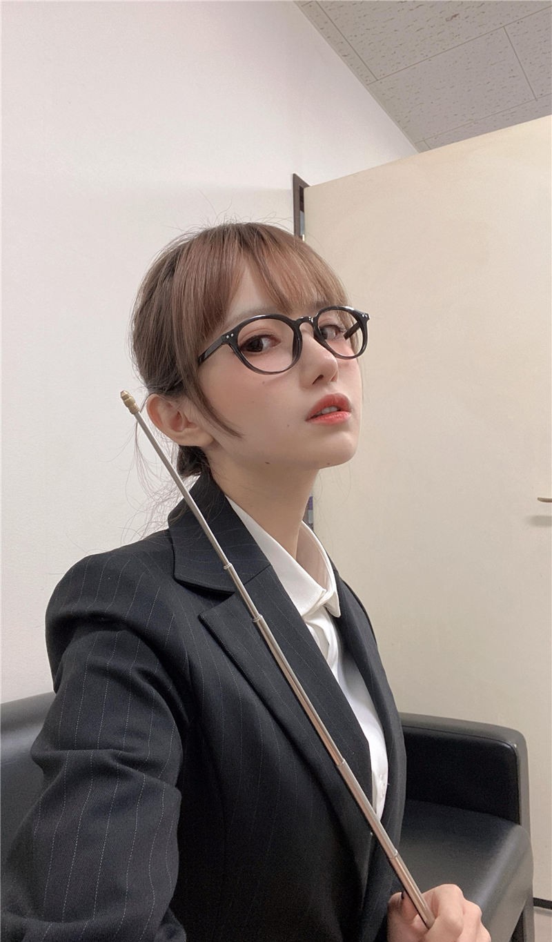 Shika小鹿鹿 莎拉自拍集[30P-98M]