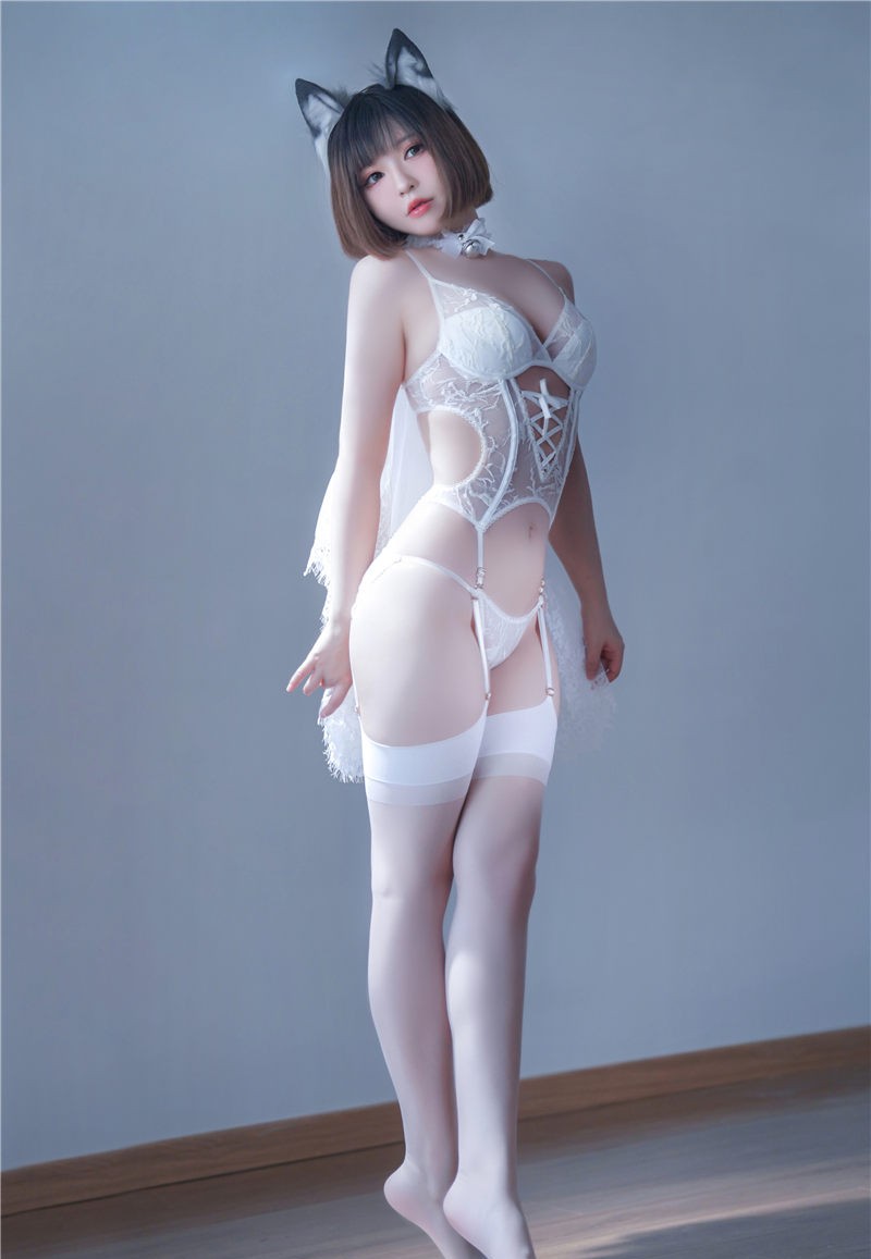 半半子 純白花嫁 [23P2V-183M]