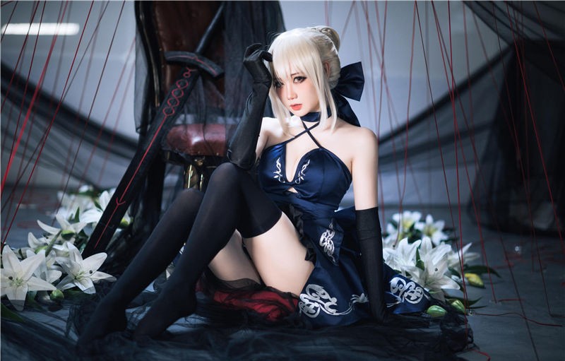 焖焖碳 黑呆 [30P-404MB]