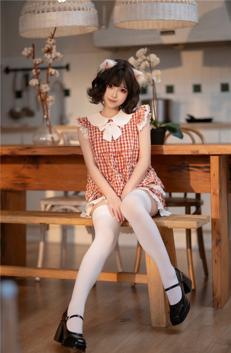 Bangni邦尼 木屋喵语 [81P3V-954M]