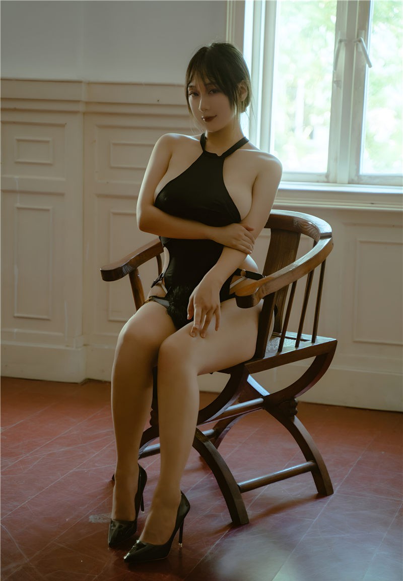 浅安安 激凸黑珍珠 [70P-363M]