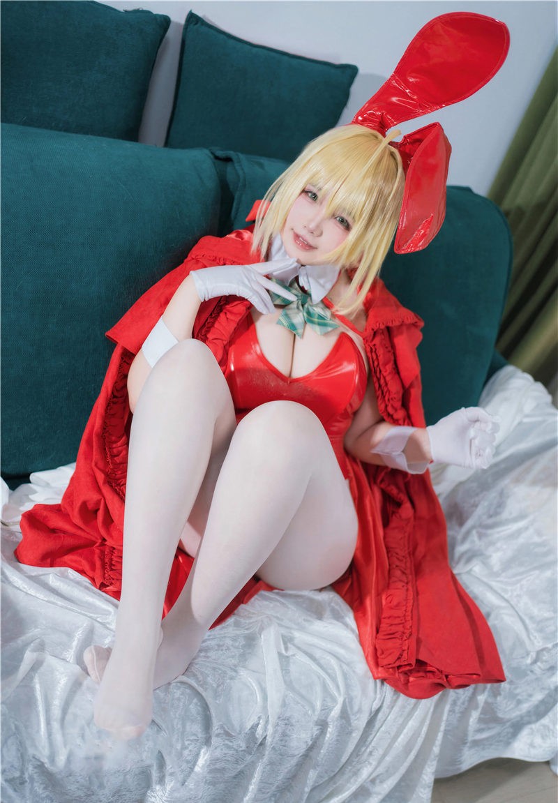 阿半今天很开心 FGO 尼禄圣诞节[71P-580M]