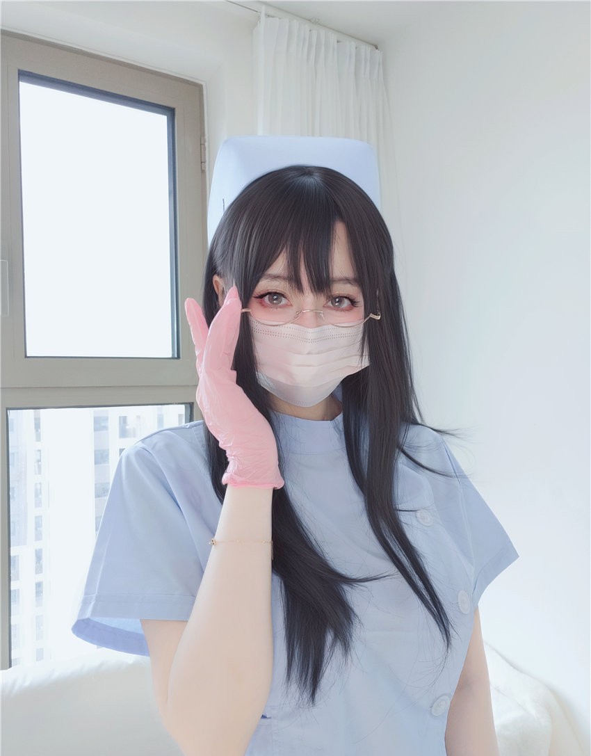 白银81 自摄Vol.95 蓝色胡市[155P19V-3.1G]
