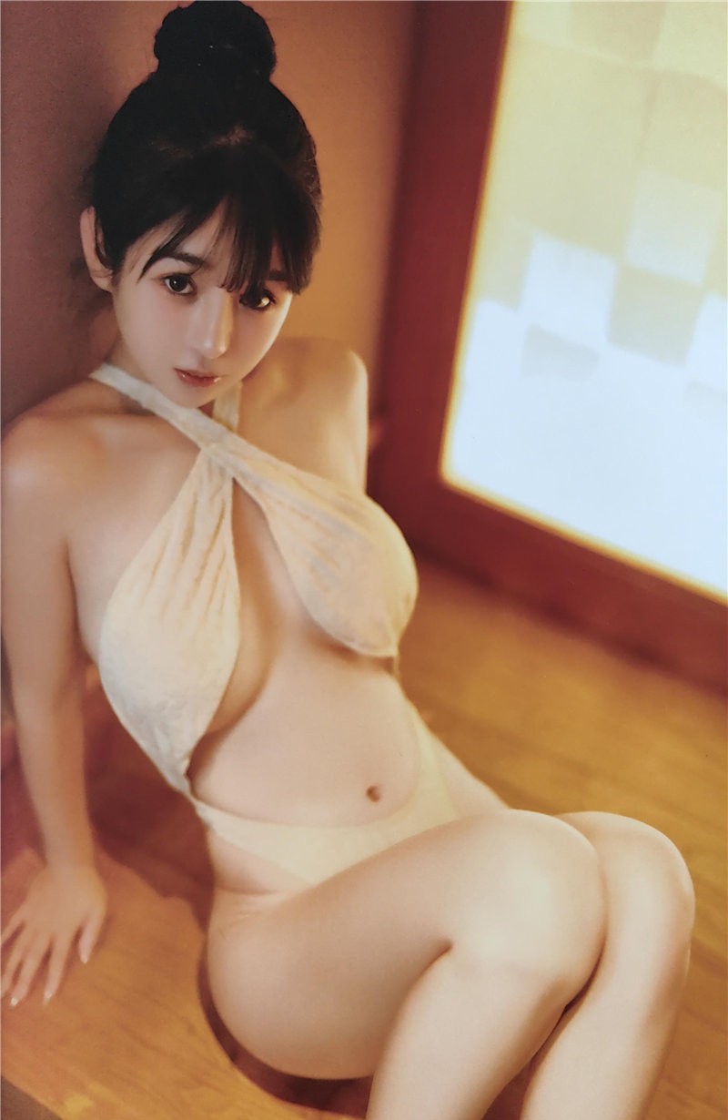 桜井宁宁 实体本 妻 [80P-28M]