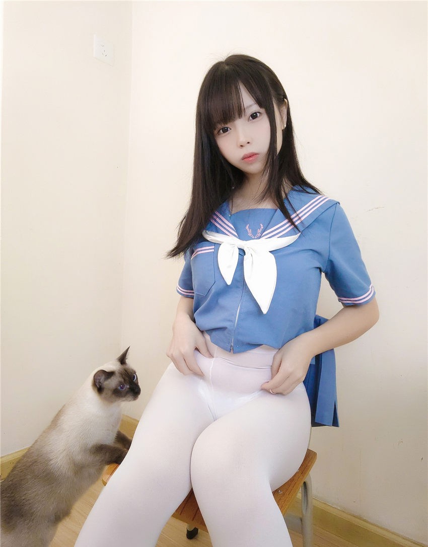 十万珍吱伏特 撸猫日记[102P1V-306M]