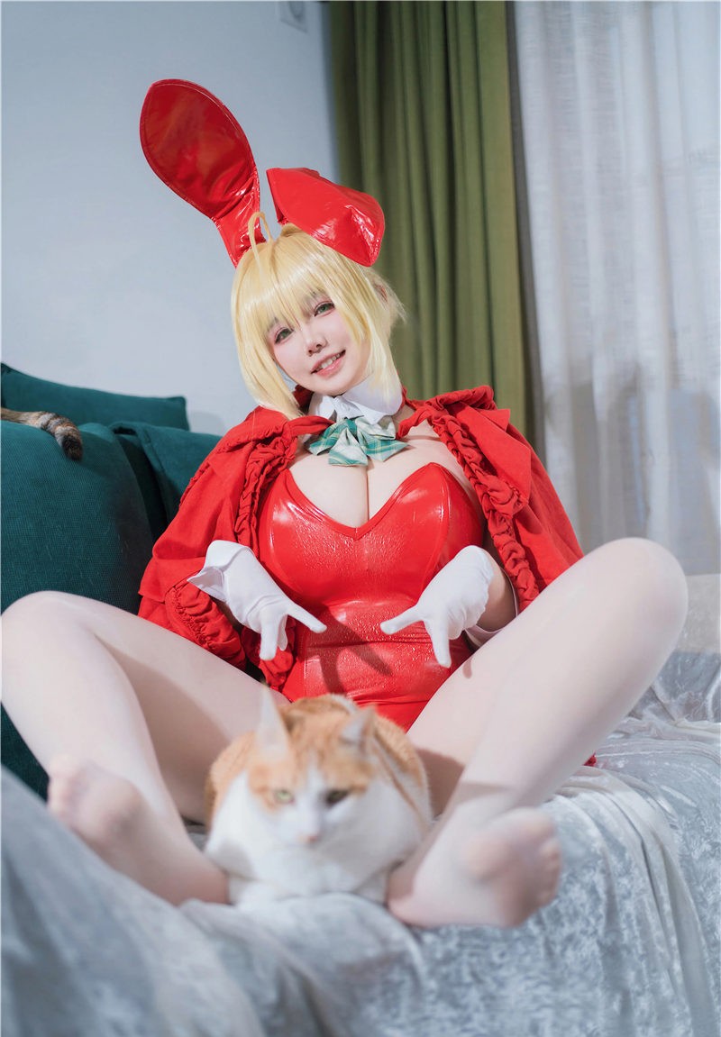 阿半今天很开心 FGO 尼禄圣诞节[71P-580M]