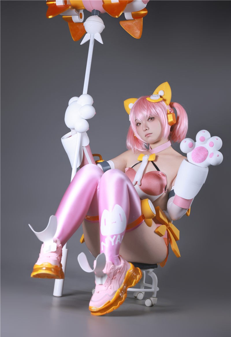 G44不会受伤 女神装置Puni Mofu猫猫[54P-762M]