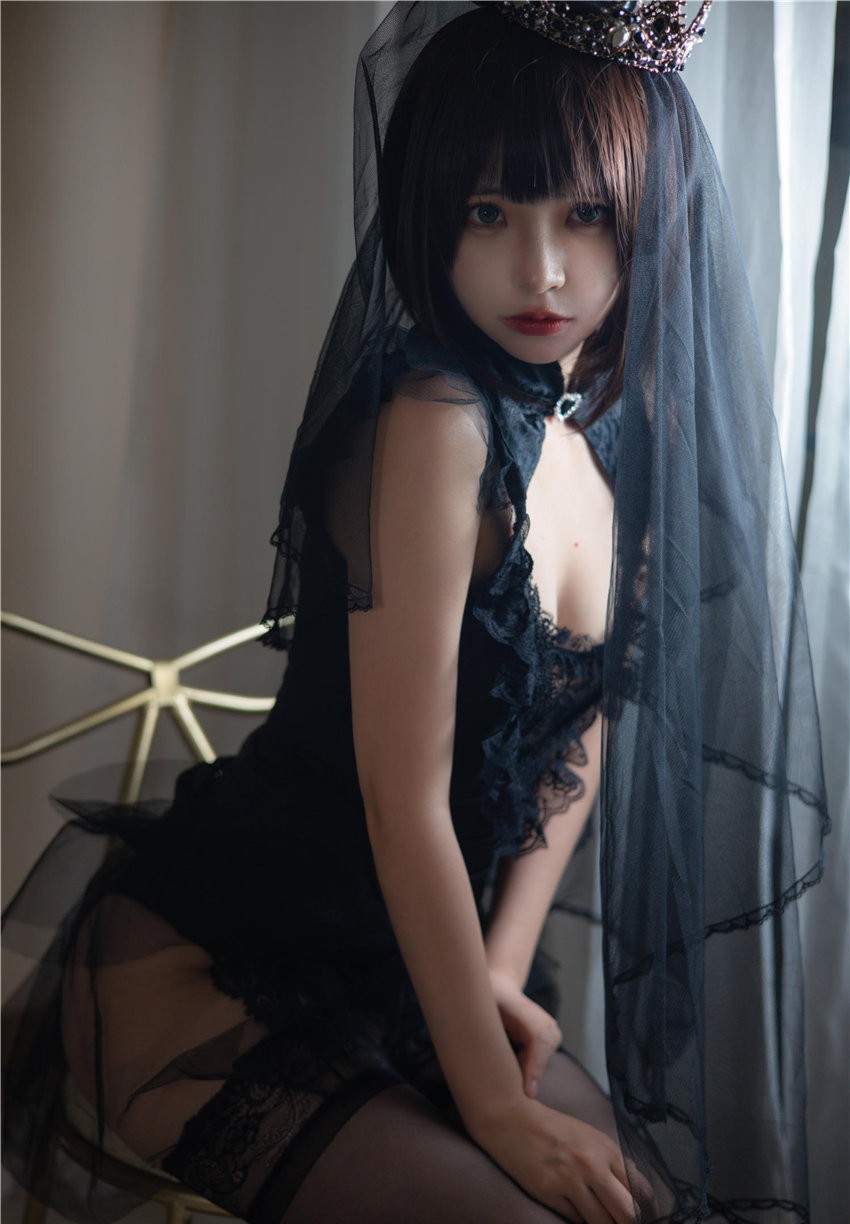 疯猫ss 黑色婚纱 [40P-429MB]