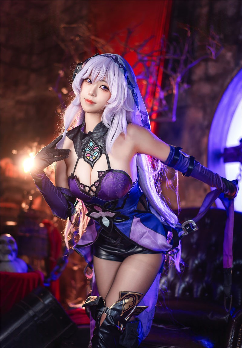 蜜汁猫裘 黑天鹅 [74P2V-2G]