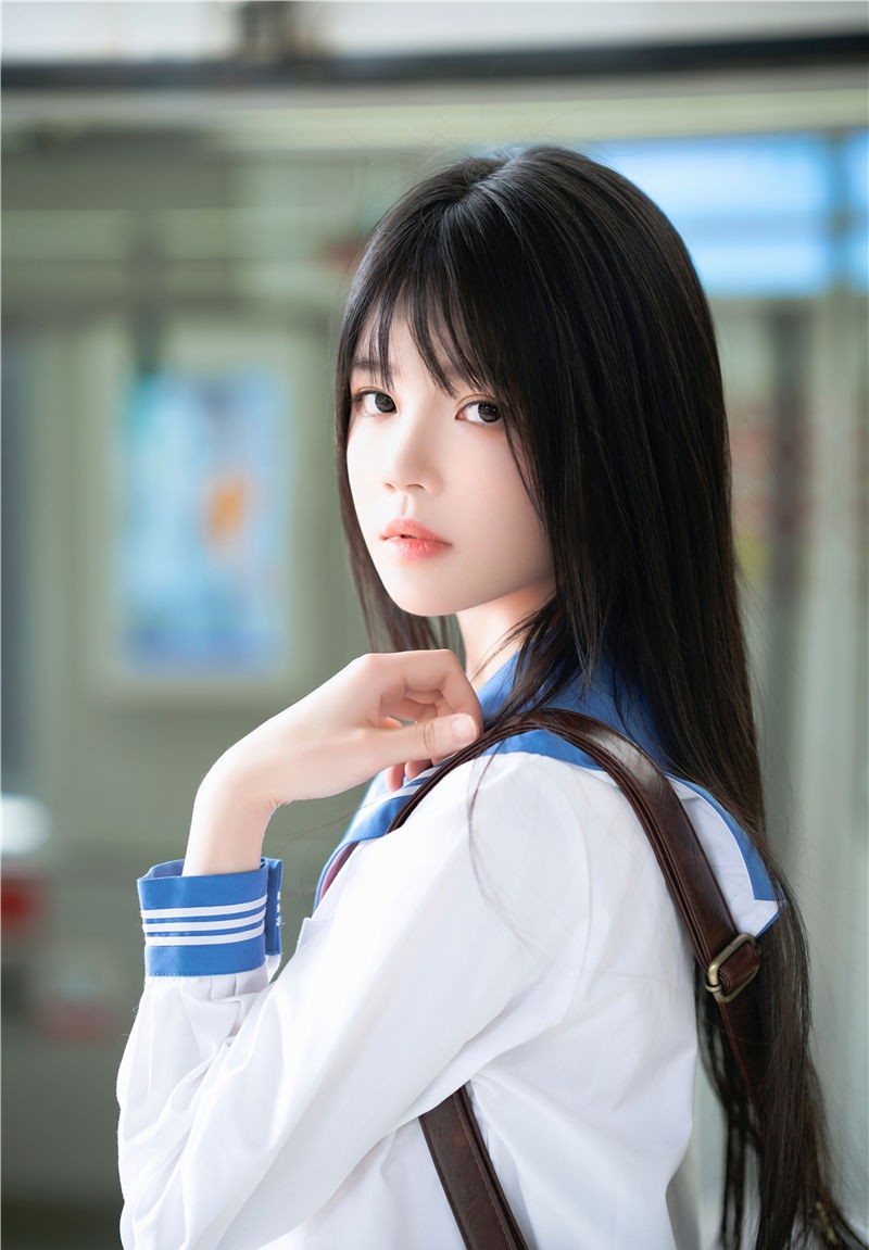 桜桃喵 地铁JK [33P-527MB]