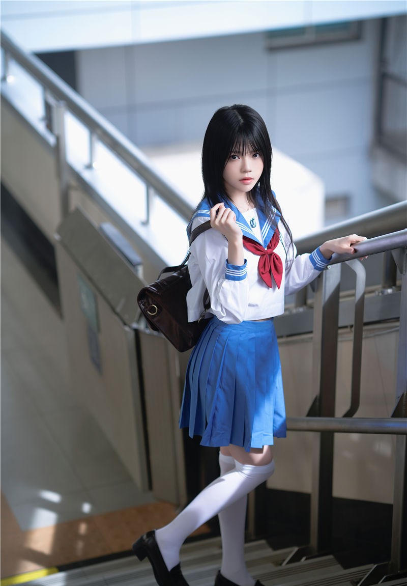 桜桃喵 地铁JK [33P-527MB]