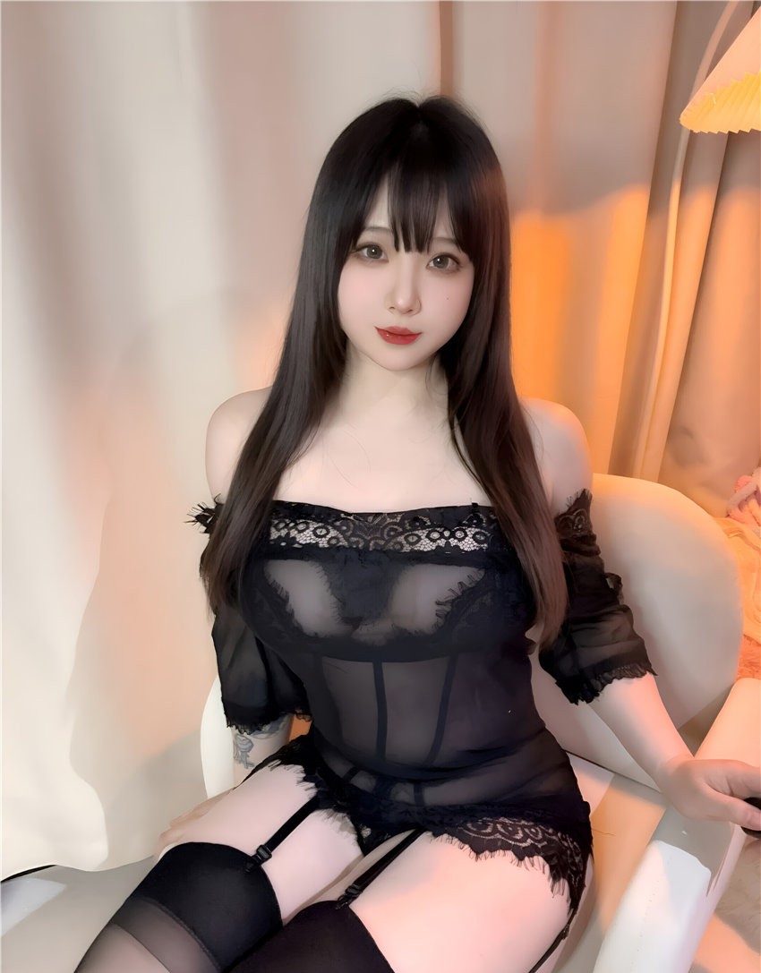 皮皮奶 睫毛自拍 [37P-210M]