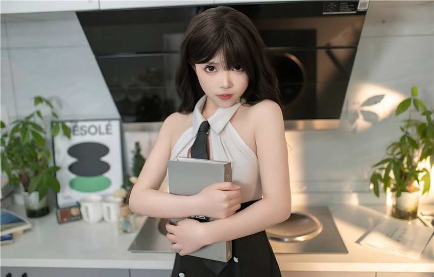 Bangni邦尼 小职员 [81P-392M]