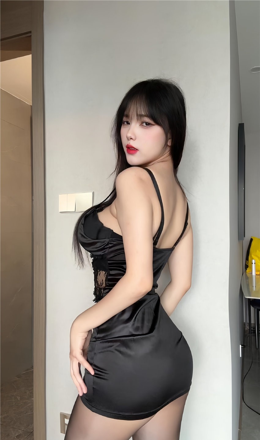 琳铛铛 黑色站跑[22P-56MB]