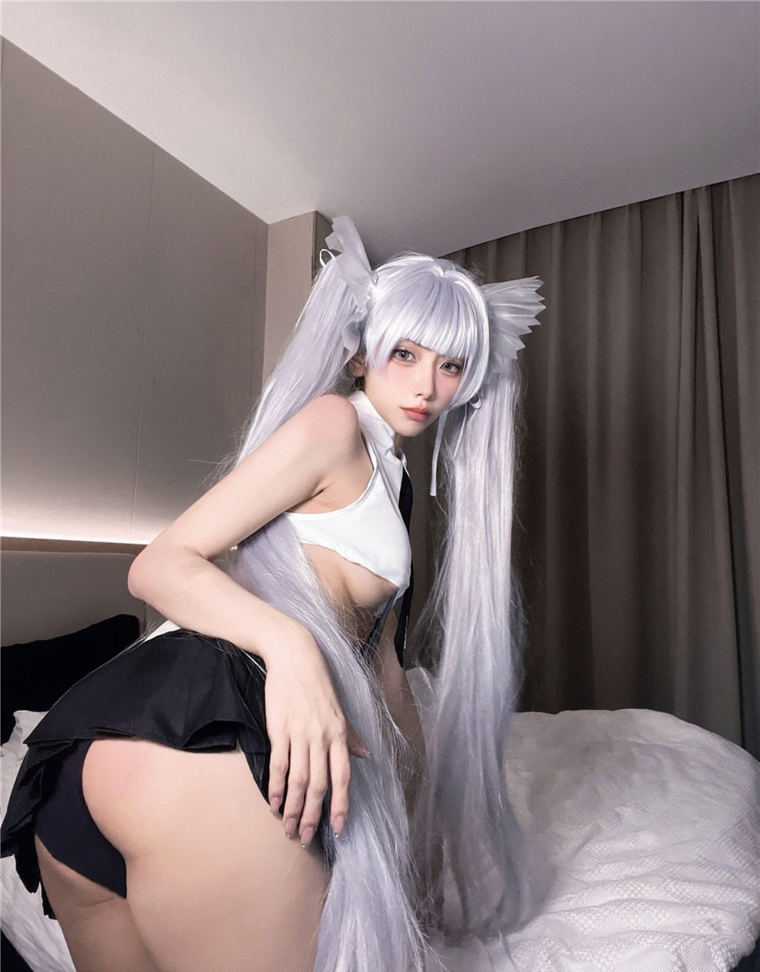 果咩酱w 天使女警[23P-111MB]
