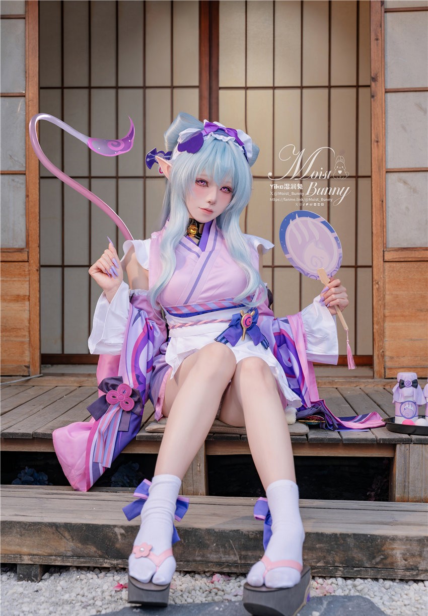 咬一口兔娘 浮枕朝颜-梦见月瑞希 红昭愿 [132P5V-4G]