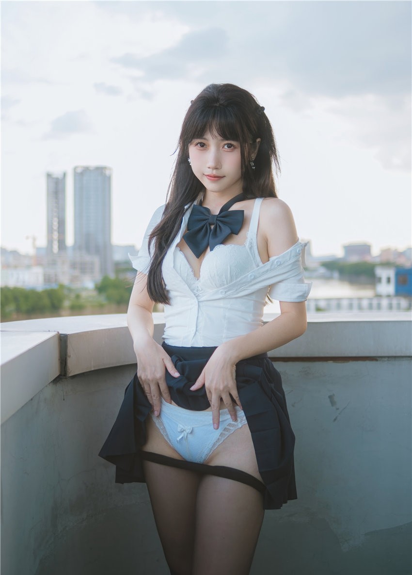 不呆猫 JK学没户外 [59P-390MB]