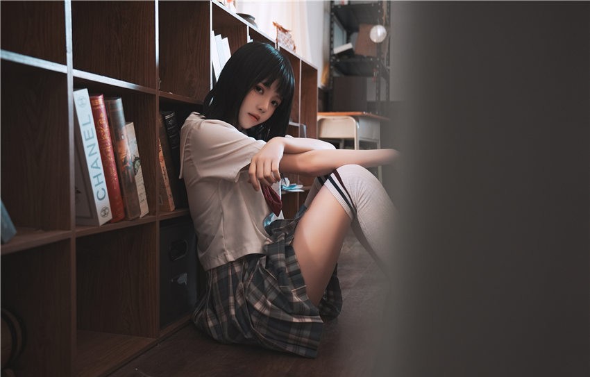 桜桃喵 教室死库水[48P-434M]