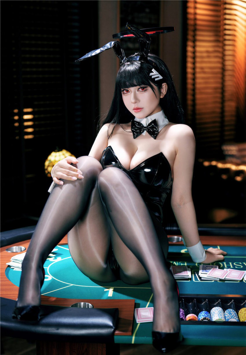 半半子 蔚蓝档案 调月莉音兔女郎[57P6V-400M]
