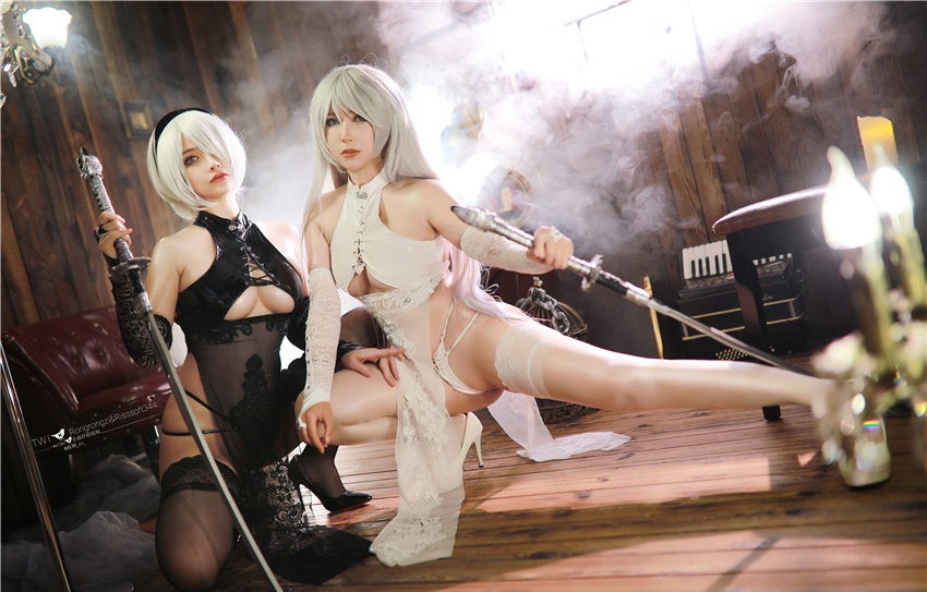 前羽&小容仔咕咕咕w 尼尔2B 双人旗袍[72P-651M]
