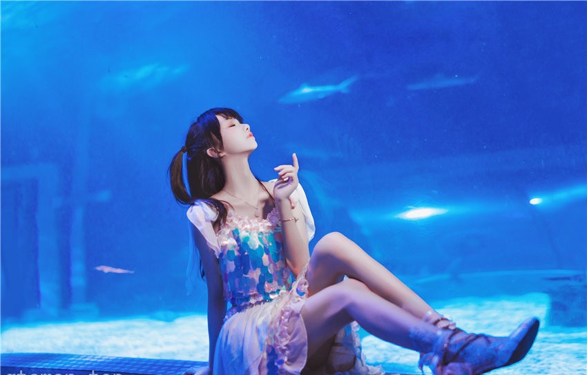 桜桃喵 水族馆 [15P-226MB]