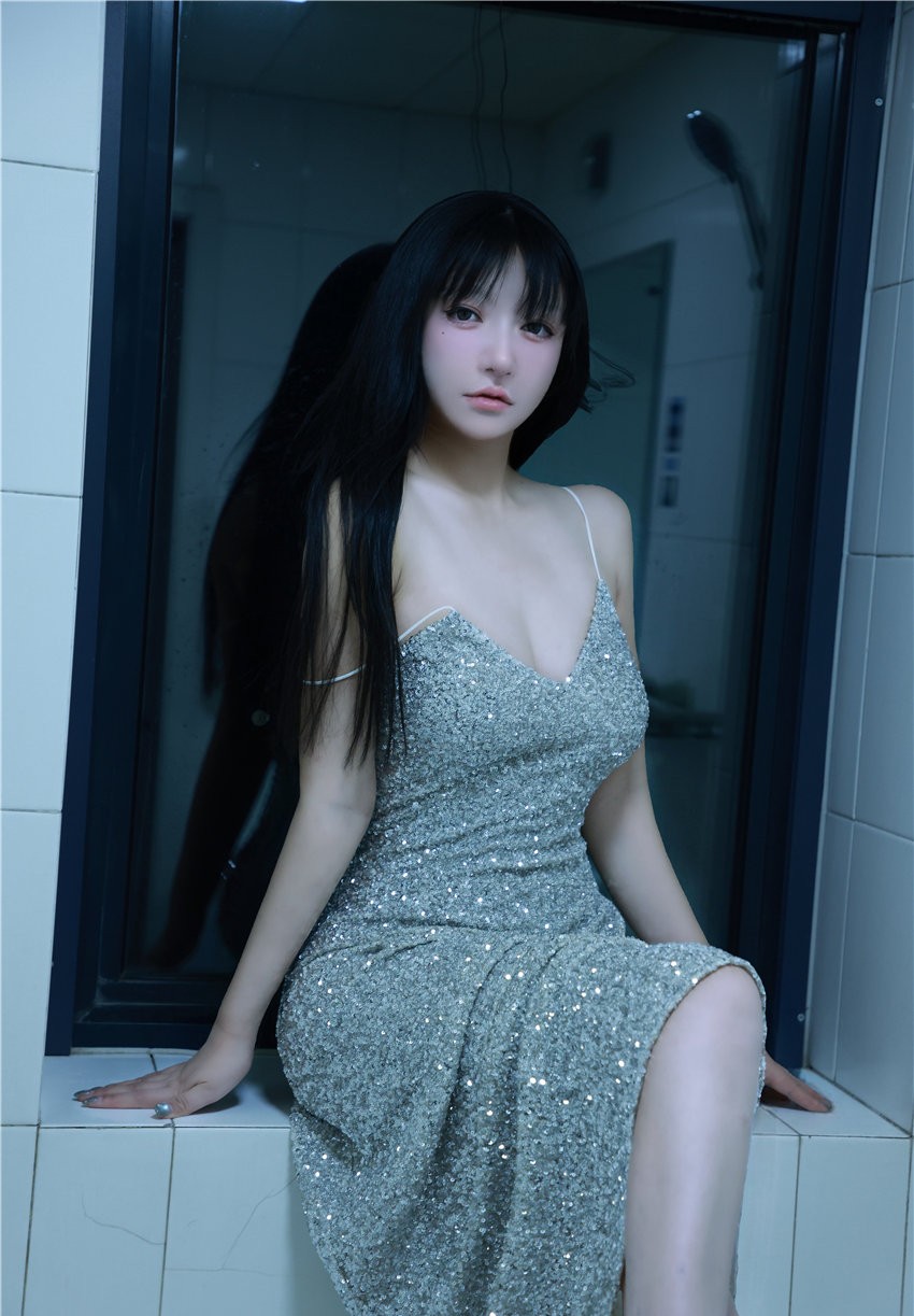 韩熙子Hayley 浴石月光 [13P-60M]